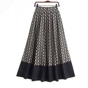 N By Nancy Black and‎ White Geometric Pattern Maxi Skirt Bold Print Statement M
